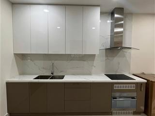 Cần bán cần 2pn ngay sân bay nhà có nội thất máy hút mùi,máy lạnh lò vi sóng giá chỉ 5.5tỷ 60m2