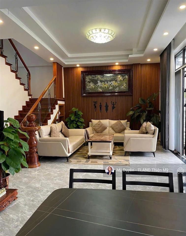 Không người quản lý bán lại villa tâm huyết ngay trung tâm phường 9 đà lạt 251m2 chỉ 15 tỷ tl