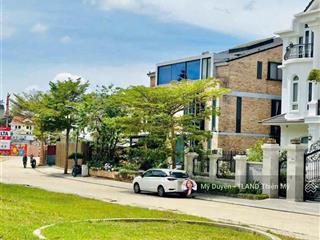 Hạ giá bán nhanh đất biệt thự khu villa sang xịn trung tâm đà lạt cạnh hồ xuân hương 345m2 40 tỷ