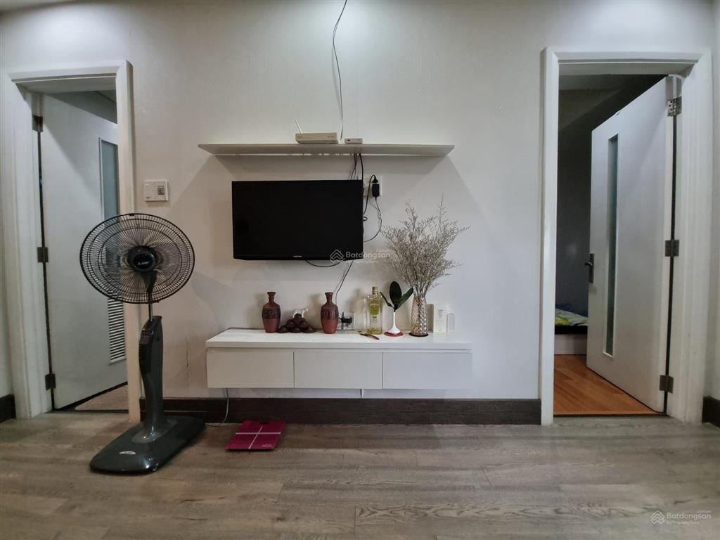 Căn hộ pegasus plaza 2 phòng ngủ view hồ bơi 9,5 triệu/tháng