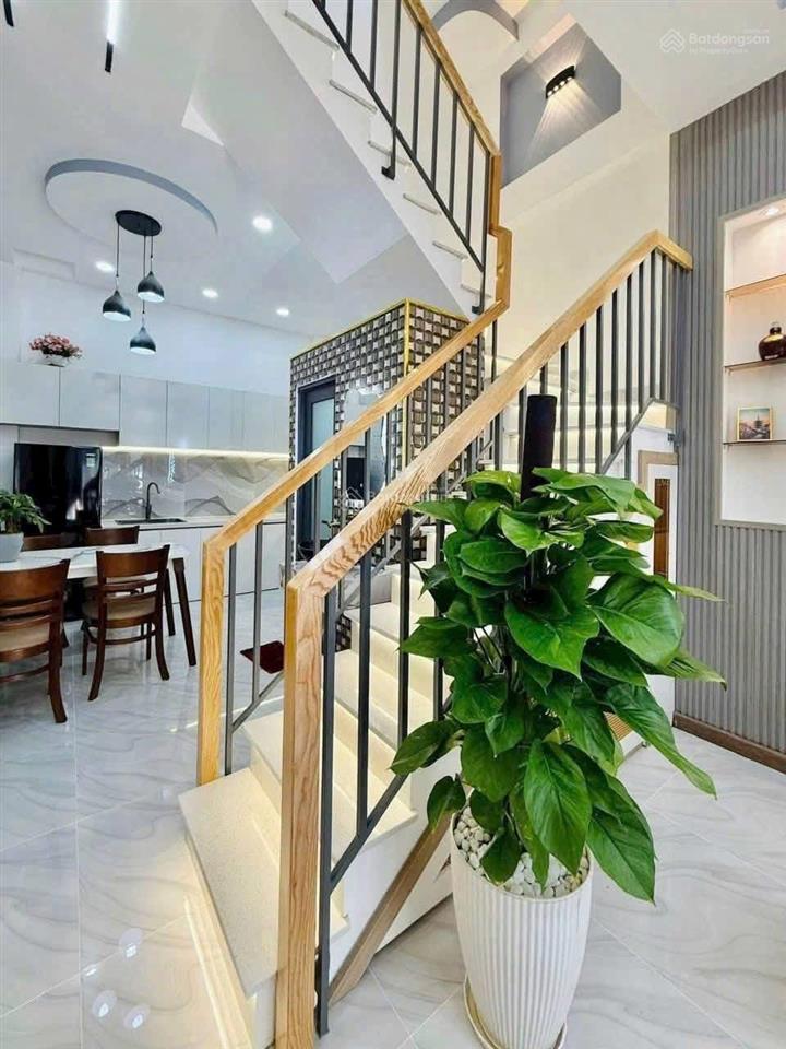 Kẹt tiền, bán gấp nhà (3pn) võ oanh 48m2, gần đh gtvt