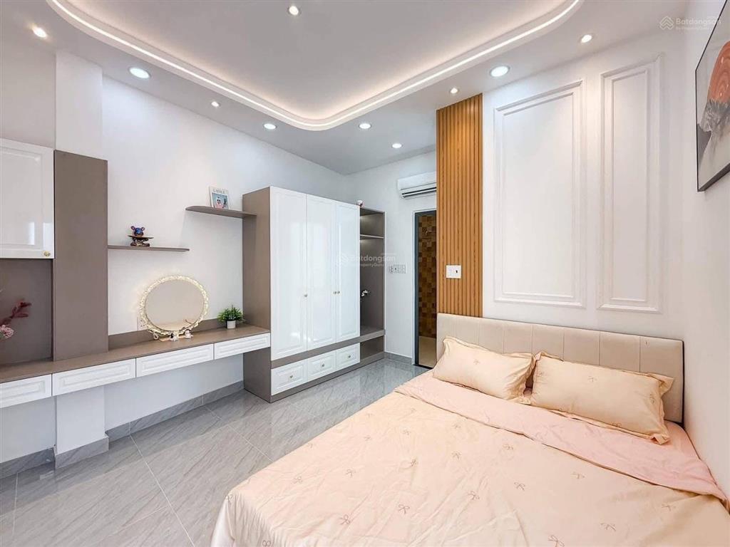 Kẹt tiền bán gấp! kdc bách khoa 3tỷ288(3pn),dt 80m2,trục chính 711, phú hữu, quận 9