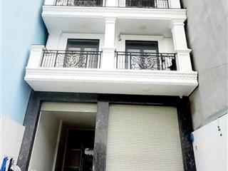 Hàng ngộp! chdv khu đh hutech 12.8 tỷ (18 phòng) 90m2, đang full phòng