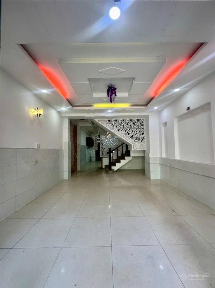 Kẹt tiền bán gấp! số 8 trần lựu 5 tỷ 2, 60m² (2 tầng), gần chợ bình khánh