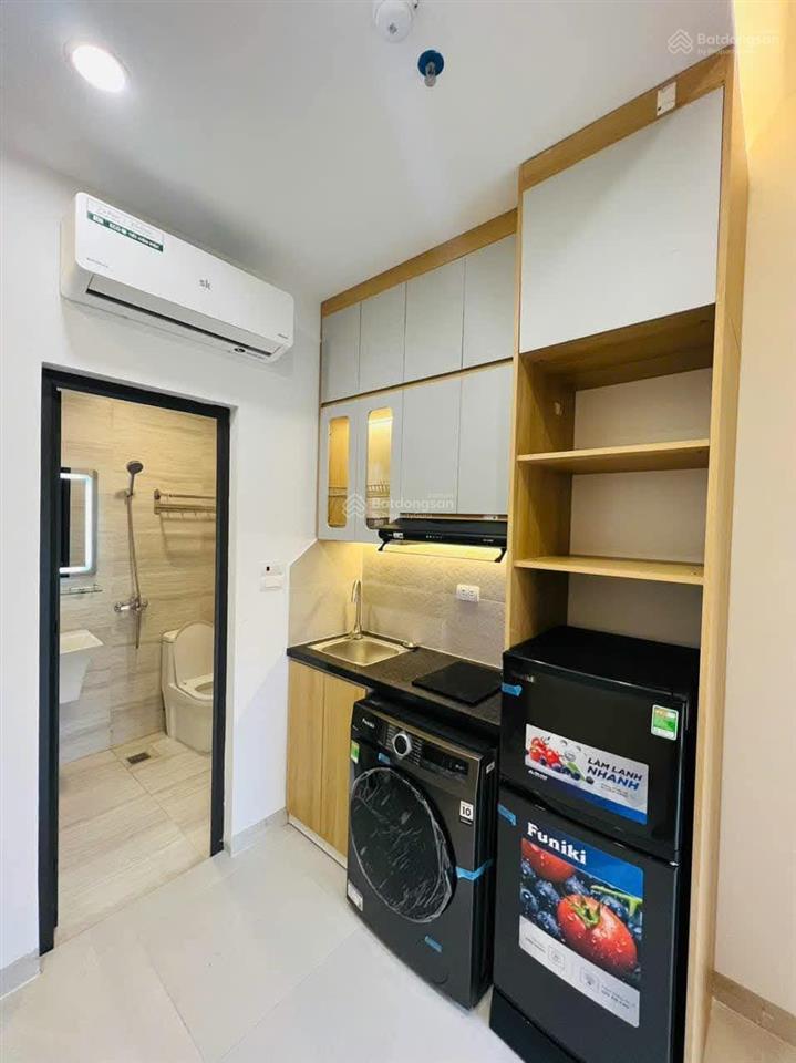 Giá hời! đường nguyễn thị định ô tô tránh cách phố 10m, 70m2*7t thang máy dt 100tr/tháng