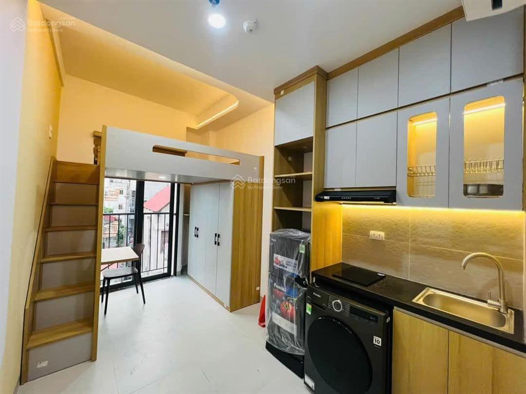 Giá hời! đường nguyễn thị định ô tô tránh cách phố 10m, 70m2*7t thang máy dt 100tr/tháng