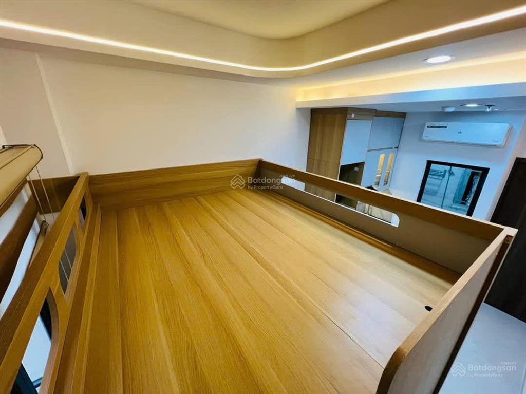 Giá hời! đường nguyễn thị định ô tô tránh cách phố 10m, 70m2*7t thang máy dt 100tr/tháng