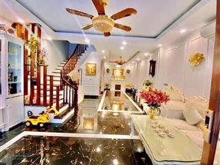 Bán tòa nhà 8t thang máy phố trần quang diệu ô tô dừng đỗ vỉa hè dt 1.5 tỷ/năm 65m2*8t thông sàn