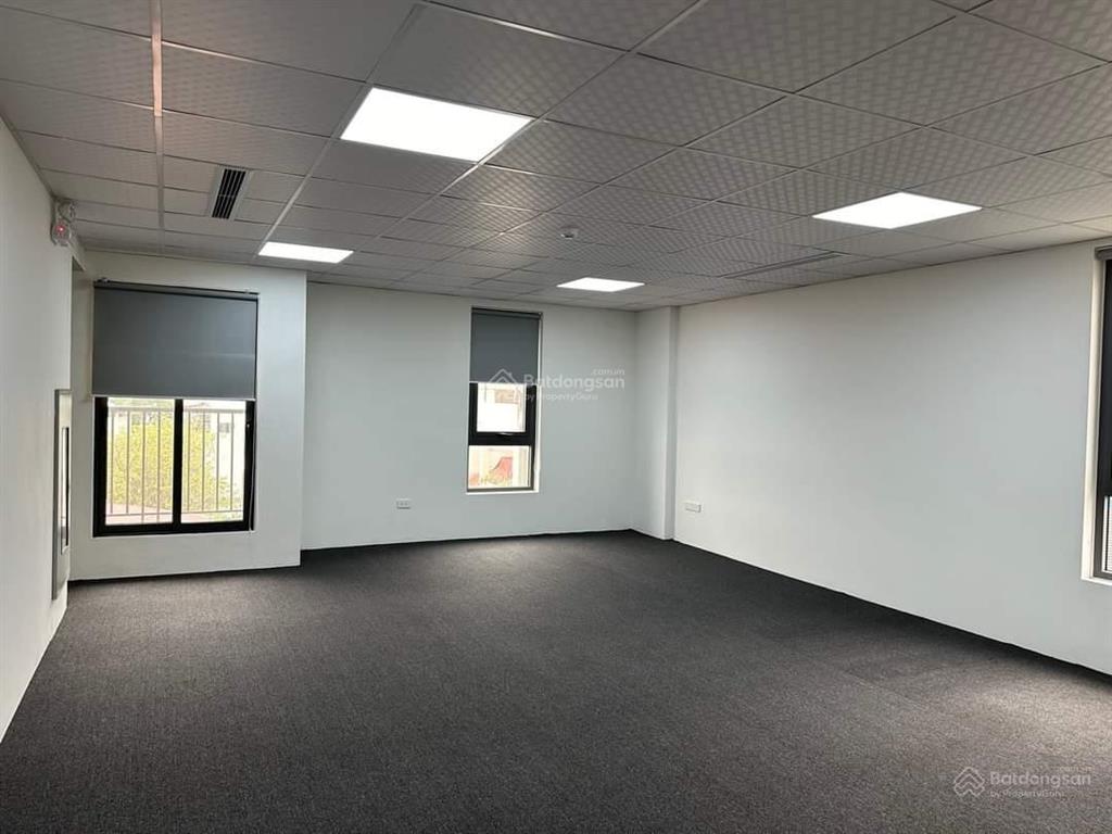 Tôi bán nhà liền kề nguyễn tuân 3 ô tô tránh vỉa hè 5m kd đỉnh dt 1 tỷ/năm 80m2*6t thang máy tl sâu