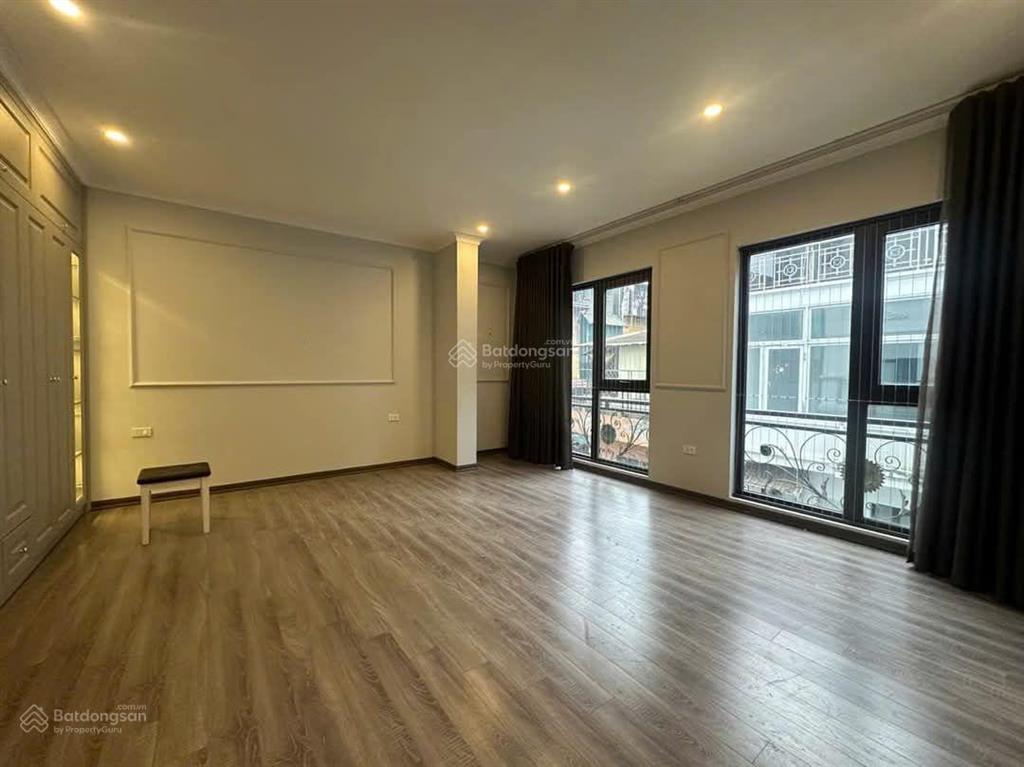 Độc rẻ! tòa nhà vp nguyễn tuân 80m2*6t thang máy, mt khủng 5m oto tránh vỉa hè 5m kd đỉnh dt 1.5 tỷ