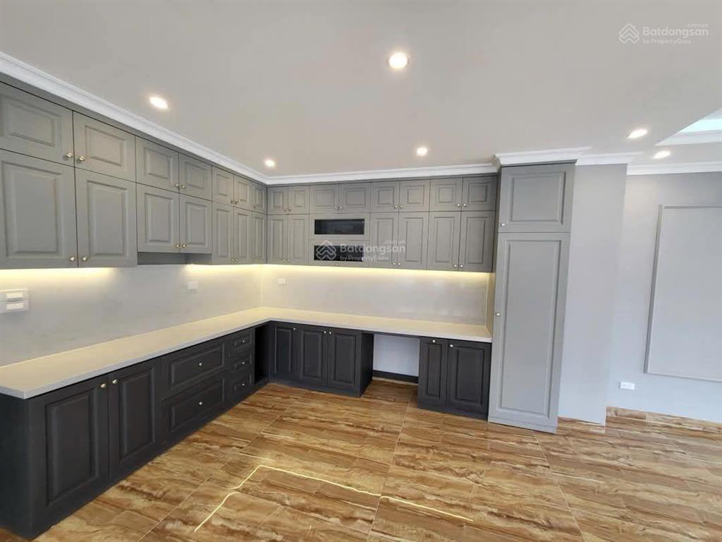 Độc rẻ! tòa nhà vp nguyễn tuân 80m2*6t thang máy, mt khủng 5m oto tránh vỉa hè 5m kd đỉnh dt 1.5 tỷ