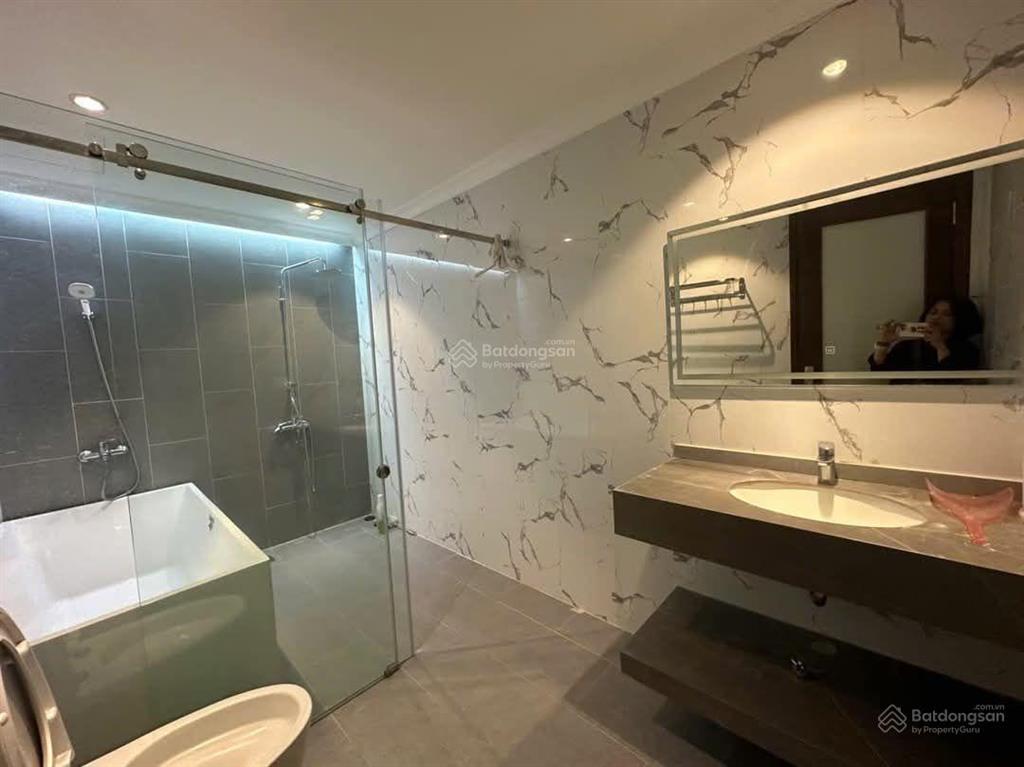 Độc rẻ! tòa nhà vp nguyễn tuân 80m2*6t thang máy, mt khủng 5m oto tránh vỉa hè 5m kd đỉnh dt 1.5 tỷ