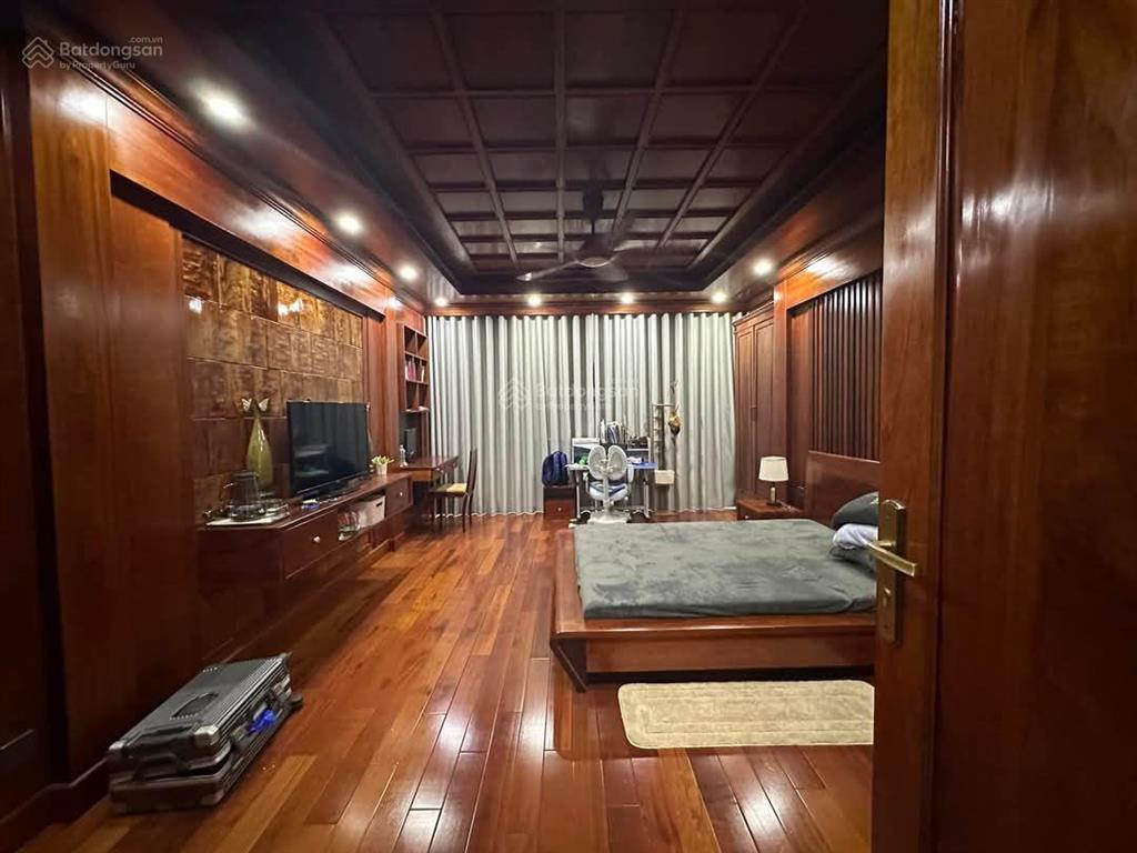 Rẻ giá hợp lý! nguyễn chánh phân lô vỉa hè ô tô tránh dừng đỗ 70m2*6t kd đỉnh dt 1 tỷ/năm ở vip
