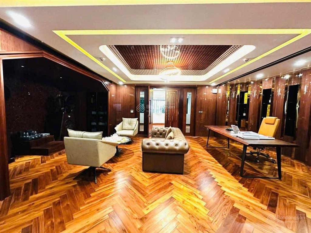 Hàng hiếm! mặt phố vạn bảo lô góc 2 mặt tiền oto tránh dừng đỗ vỉa hè 5m, 65m2*5t kd dt 1.5 tỷ/năm