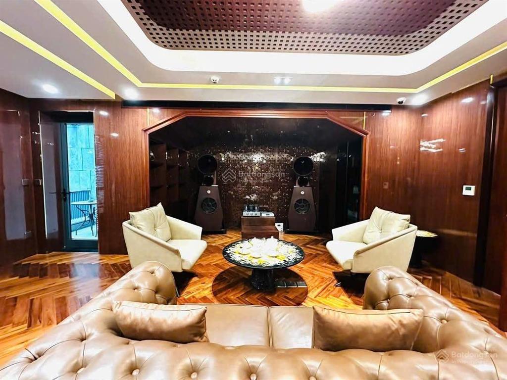 Hàng hiếm! mặt phố vạn bảo lô góc 2 mặt tiền oto tránh dừng đỗ vỉa hè 5m, 65m2*5t kd dt 1.5 tỷ/năm