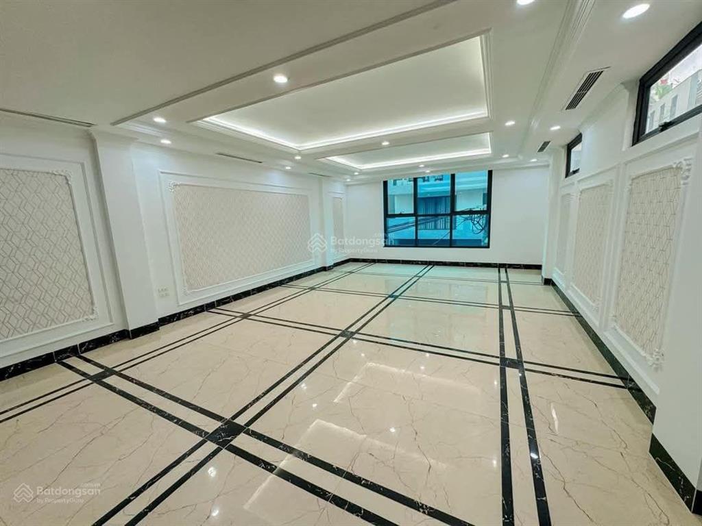 Giá hời! tòa vip trung hòa 8 tầng mới kính koong phân lô ôtô tránh vỉa hè 2 bên kd, dt 1.5 tỷ/năm