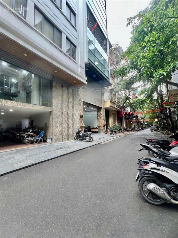 Bán nhà tại 59 láng hạ, 68 m2*7t, thang máy, ô tô tránh nhau, vỉa hè 2 bên, kd đỉnh, dt 700tr/năm