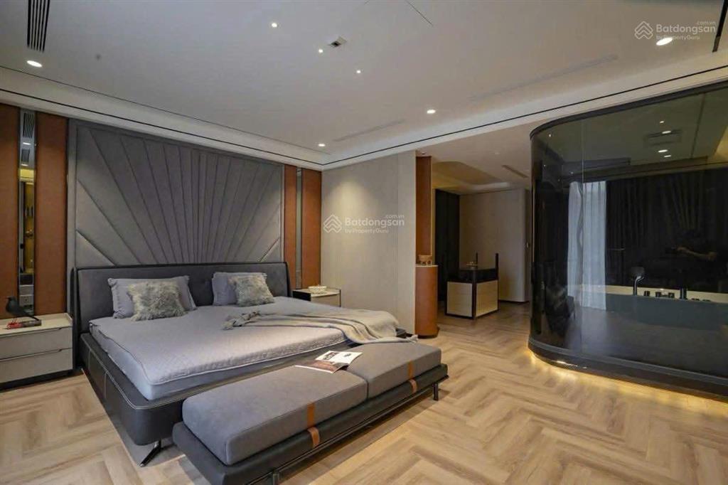 Bán nhà tại 59 láng hạ, 68 m2*7t, thang máy, ô tô tránh nhau, vỉa hè 2 bên, kd đỉnh, dt 700tr/năm