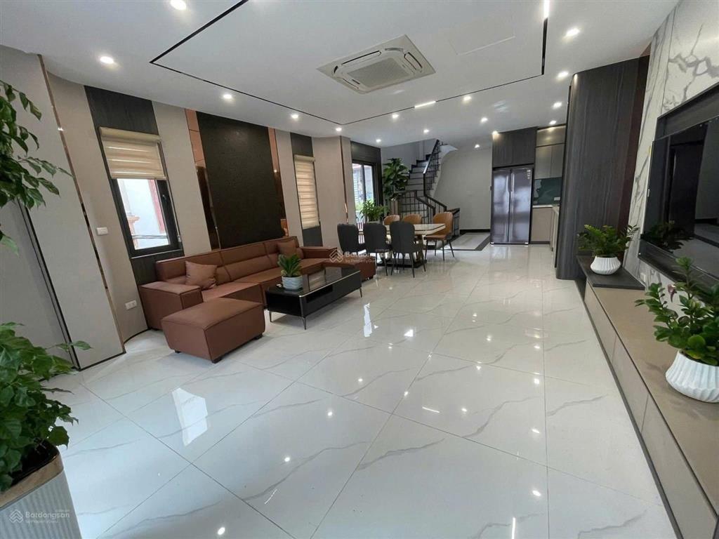 Lô góc 2 mặt tiền phố trần quang diệu 3 ô tô tránh, vỉa hè kd sầm uất dt 1 tỷ/năm 65m2*8t thang máy