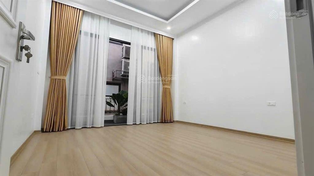 Hàng hiếm tại chùa bộc, phân lô oto tránh, 1 nhà ra mặt phố, kd đỉnh, ở sướng, 58m2*5t, mt 4.5m