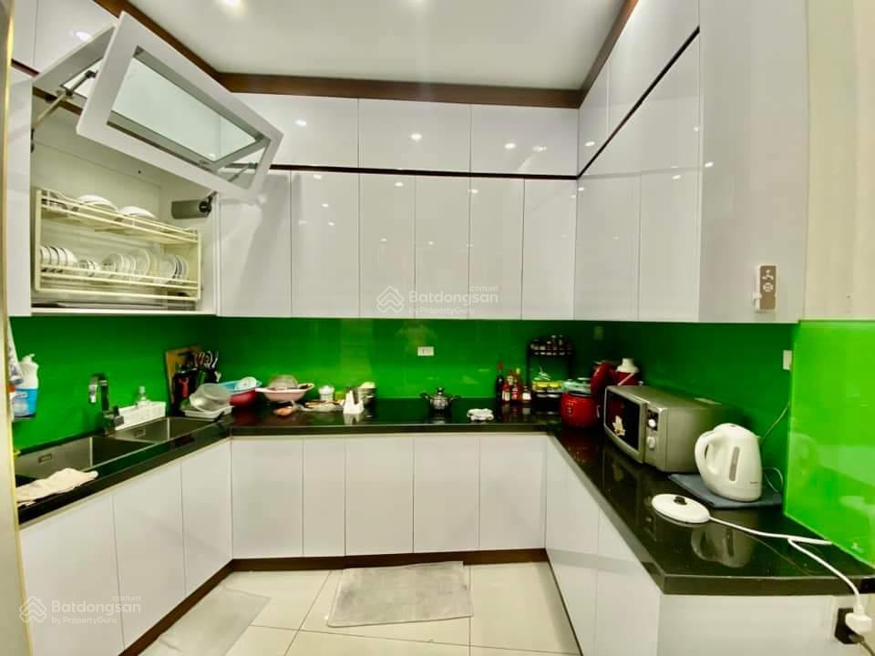 Chỉ 1 căn! mặt phố trần quang diệu ôtô tránh vỉa hè 5m, 60m*6t sát quận ủy, kd vô đối dt 1.2 tỷ/năm