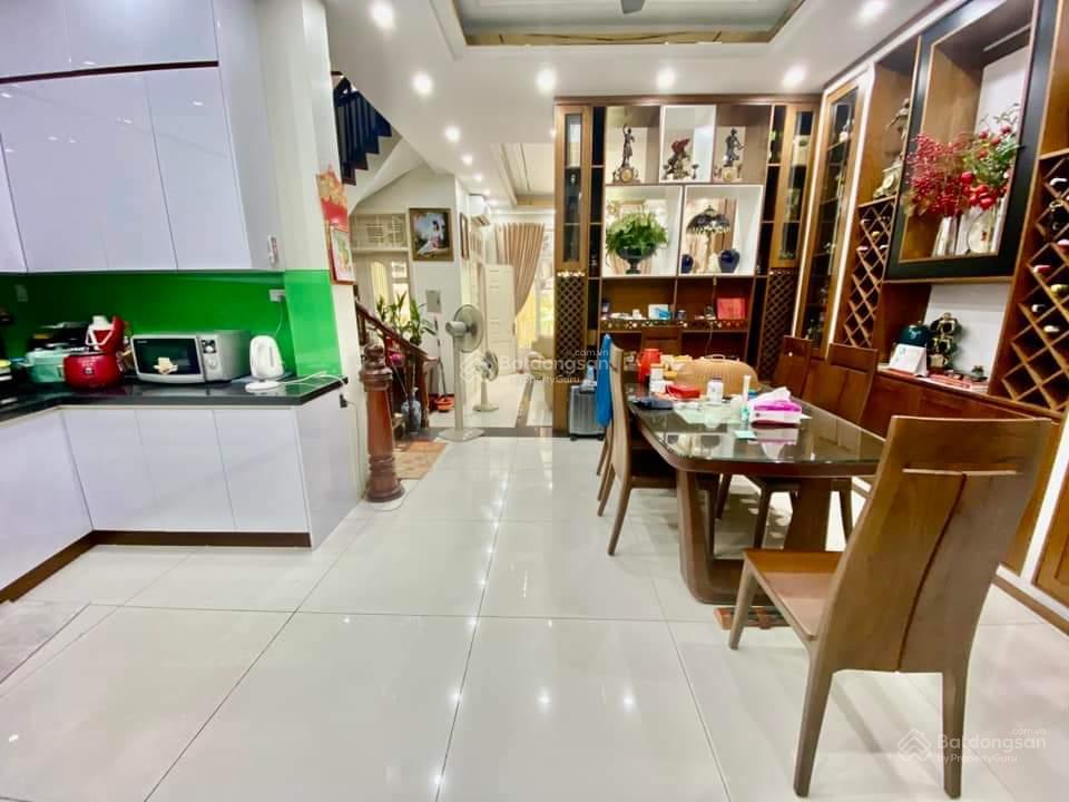 Chỉ 1 căn! mặt phố trần quang diệu ôtô tránh vỉa hè 5m, 60m*6t sát quận ủy, kd vô đối dt 1.2 tỷ/năm