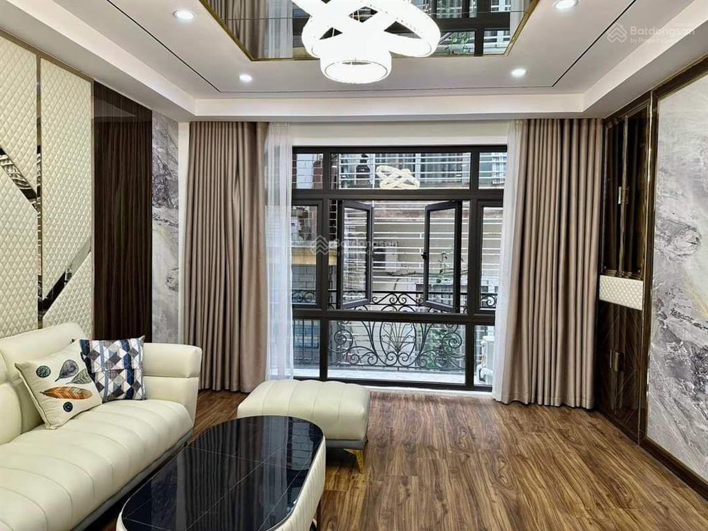 Giá đầu tư! vạn bảo phân lô ô tô tránh vỉa hè 2 bên 55m2*6t thang máy nội thất xịn kd dt 900tr/năm
