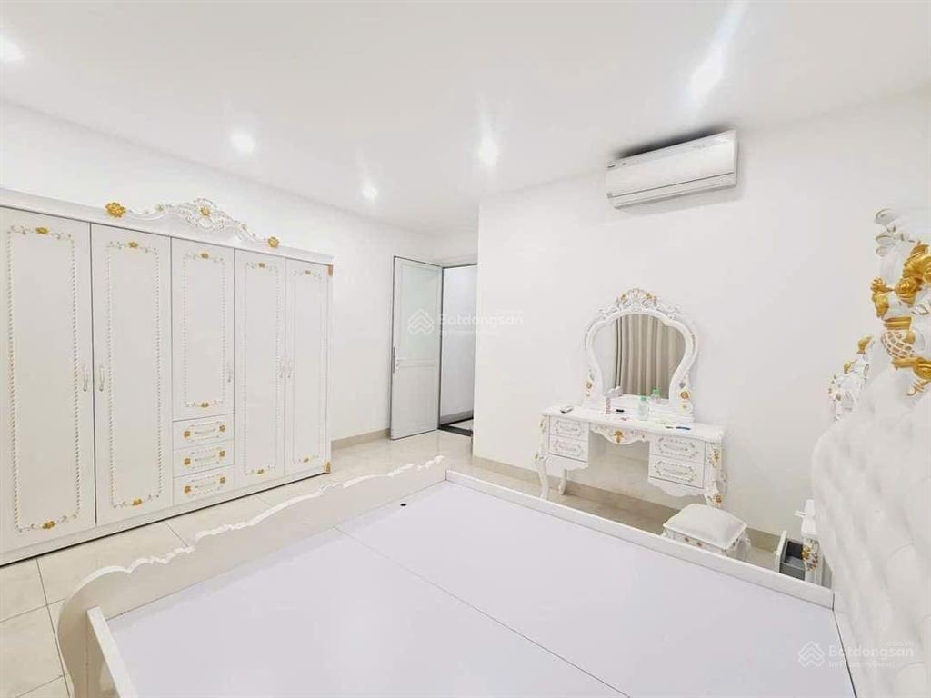 Giá siêu đầu tư! phân lô hoàng văn thái 3 oto tránh vỉa hè 5m kd dt 1 tỷ/năm 95mx5t nhà đẹp ở ngay