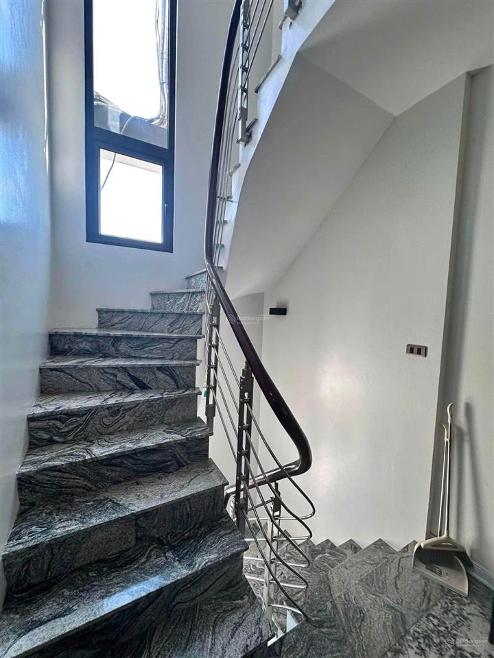 Giá đầu tư! mặt phố xã đàn 5 làn ô tô vỉa hè 5m kd đỉnh cao dt 1 tỷ/năm, 60m2*7t thang máy siêu đẹp