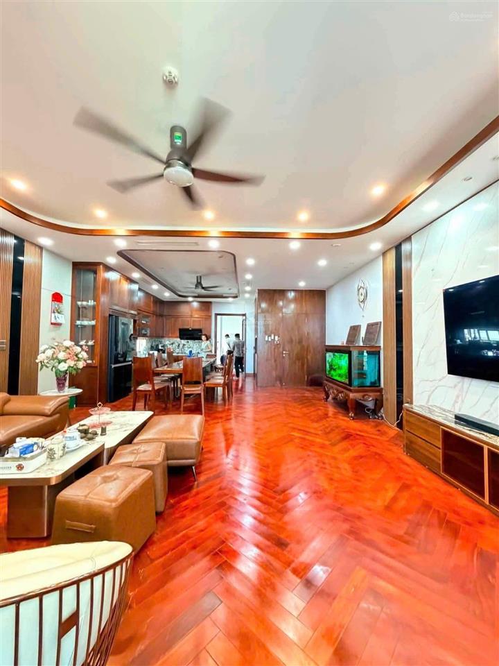 Giá đầu tư! mặt phố xã đàn 5 làn ô tô vỉa hè 5m kd đỉnh cao dt 1 tỷ/năm, 60m2*7t thang máy siêu đẹp