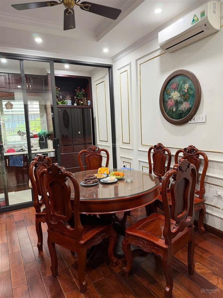 Giá hợp lý! nguyễn văn huyên phân lô 3 ô tô tránh vỉa hè 5m, 90m2*6t cực đẹp kd đỉnh dt 1 tỷ/năm