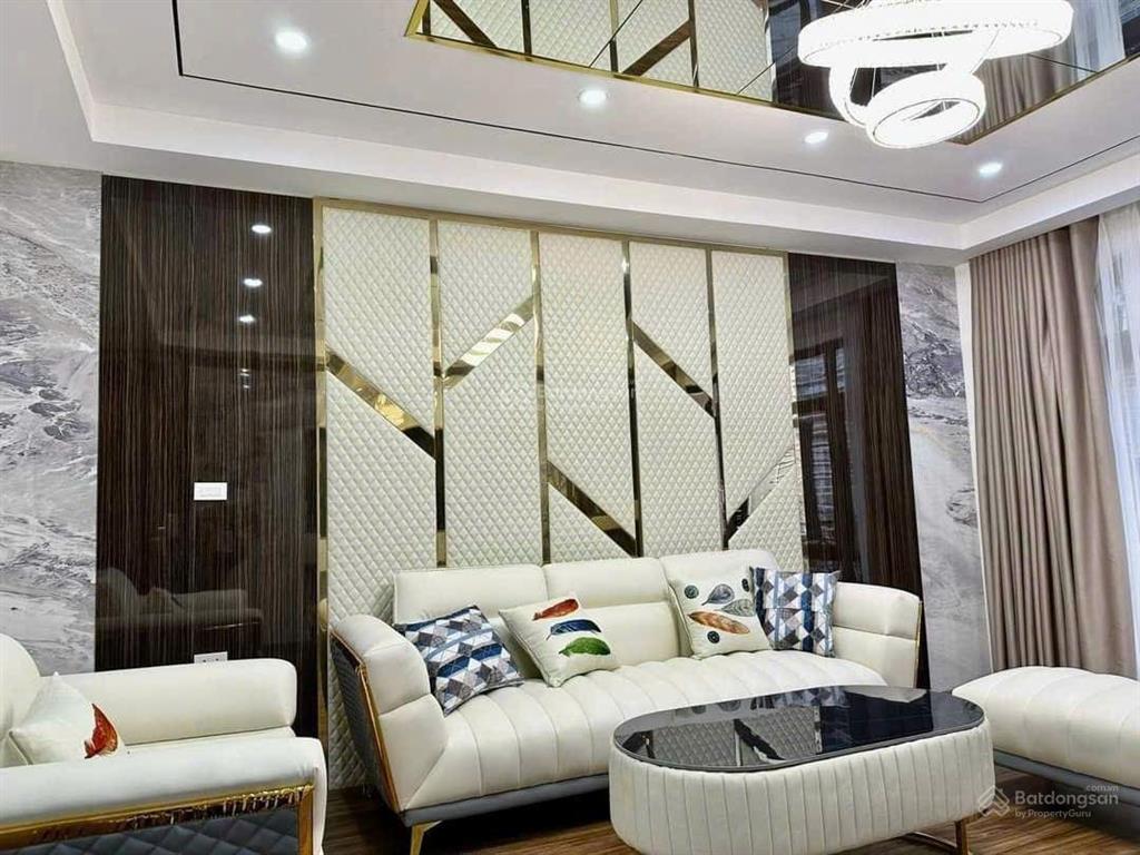 Hàng hiếm! hoàng cầu phân lô ô tô sát quận ủy 68m*8t thang máy kd dt 1 tỷ/năm ở cực vip dân trí cao
