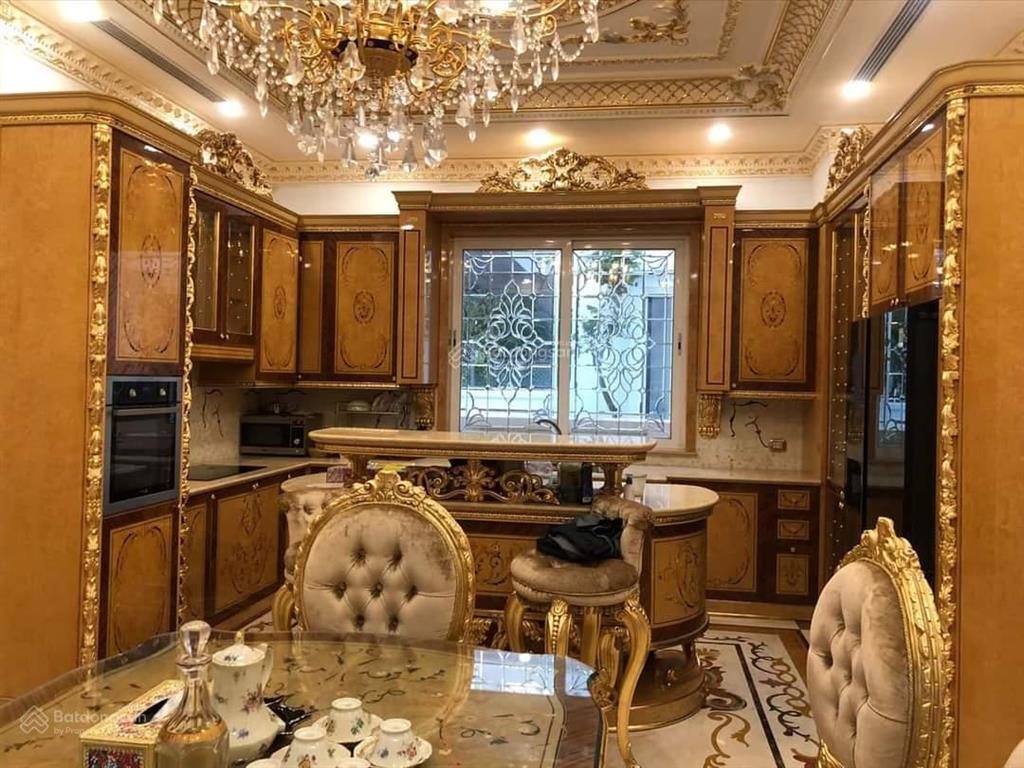 Mặt phố trần quang diệu ô tô 4 làn vỉa hè khủng, 85m2*7t thang máy, kd đỉnh, ở vip dt 1,5 tỷ/năm