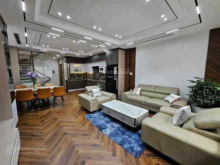 Hàng kín! láng hạ phân lô ô tô tránh vỉa hè, 75m2*8t thang máy mới cứng, kd sầm uất, dt 1,5 tỷ/năm