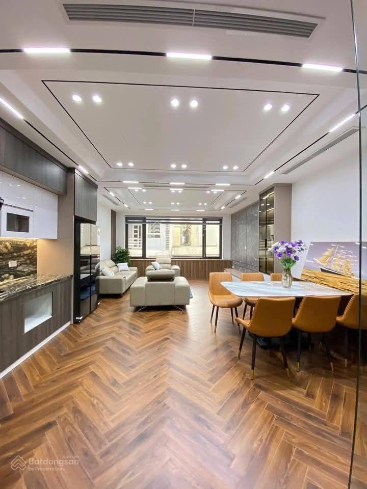 Hàng kín! láng hạ phân lô ô tô tránh vỉa hè, 75m2*8t thang máy mới cứng, kd sầm uất, dt 1,5 tỷ/năm