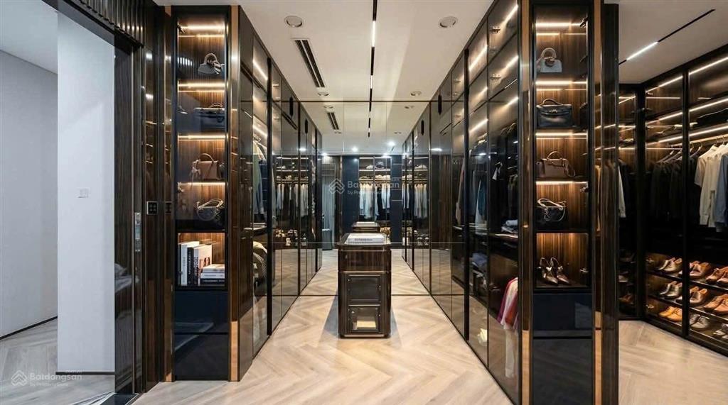 Đào tấn đường 2 ô tô 16 chỗ tránh vỉa hè 2 bên 85m*7t thang máy kd dt 1 tỷ/năm cách mp đúng 10m
