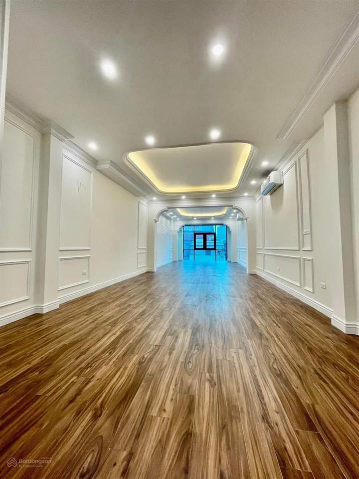 Siêu rẻ! tòa nhà vp hoàng đạo thúy mới cứng 2 ô tô tránh vỉa hè 70m2*8t thang máy kd dt 1,2 tỷ/năm