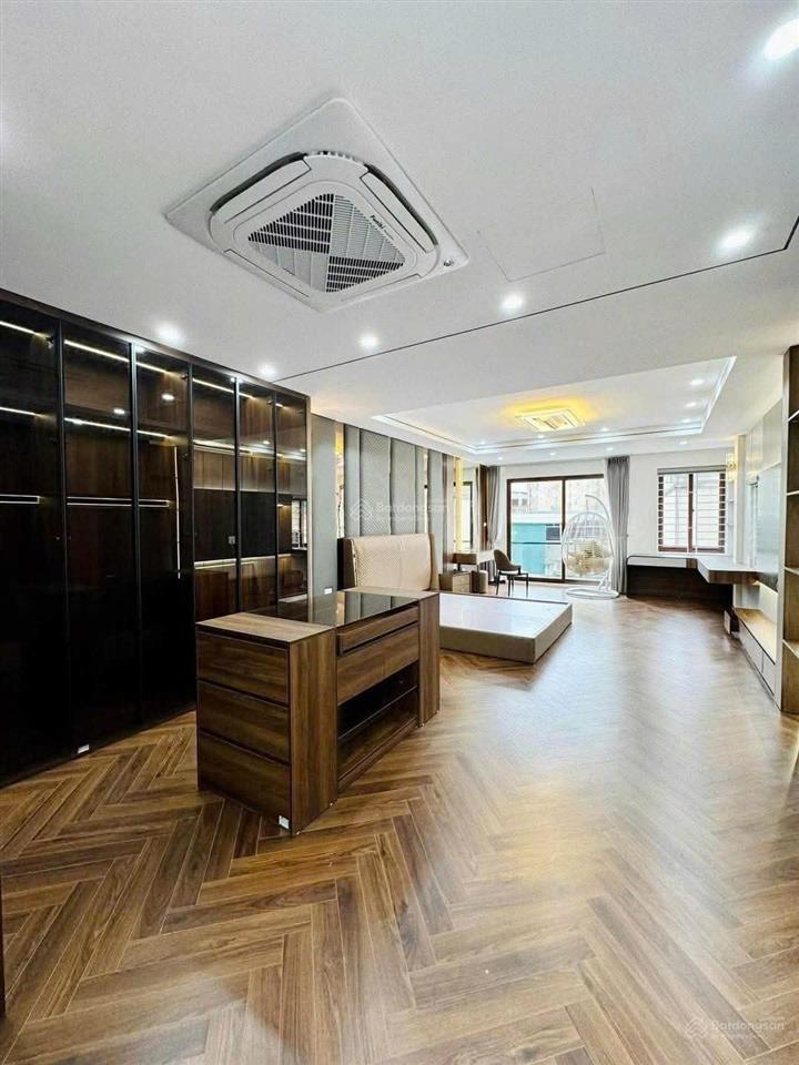 Toà văn phòng thái hà, 2oto tránh, vỉa hè, ngõ thông kd, 80m*7t thang máy, mặt tiền 5m, dt 1tỷ/năm