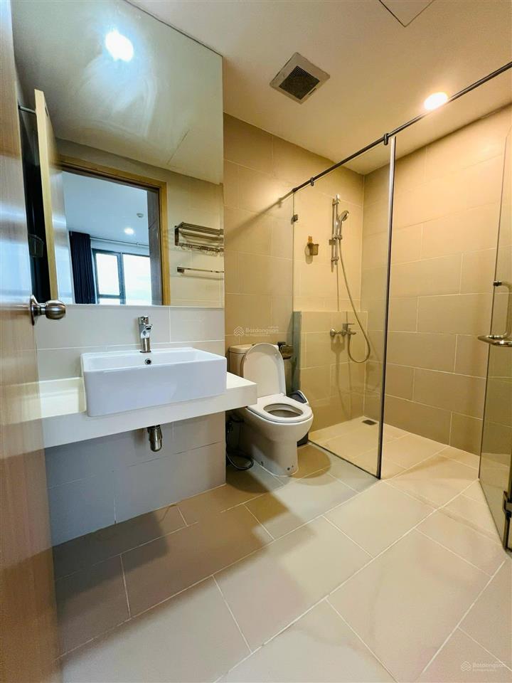 Rẻ vô địch căn hộ 2pn 2wc có nội thất cơ bản, giá chỉ 12,5 triệu/tháng,  huyền 0981 795 ***