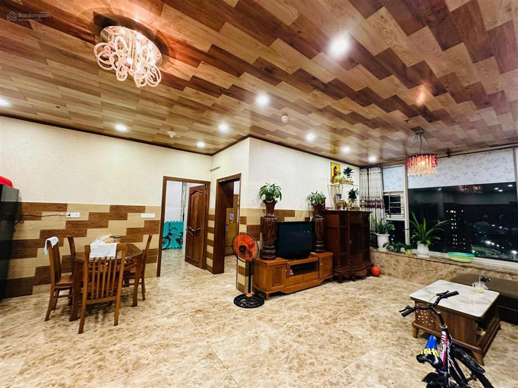 Căn hiếm 128m2 full nội thất giá cho thuê chỉ 17 triệu/tháng.  0981 795 ***