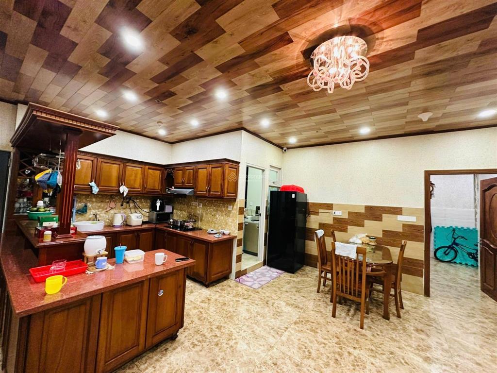 Căn hiếm 128m2 full nội thất giá cho thuê chỉ 17 triệu/tháng.  0981 795 ***