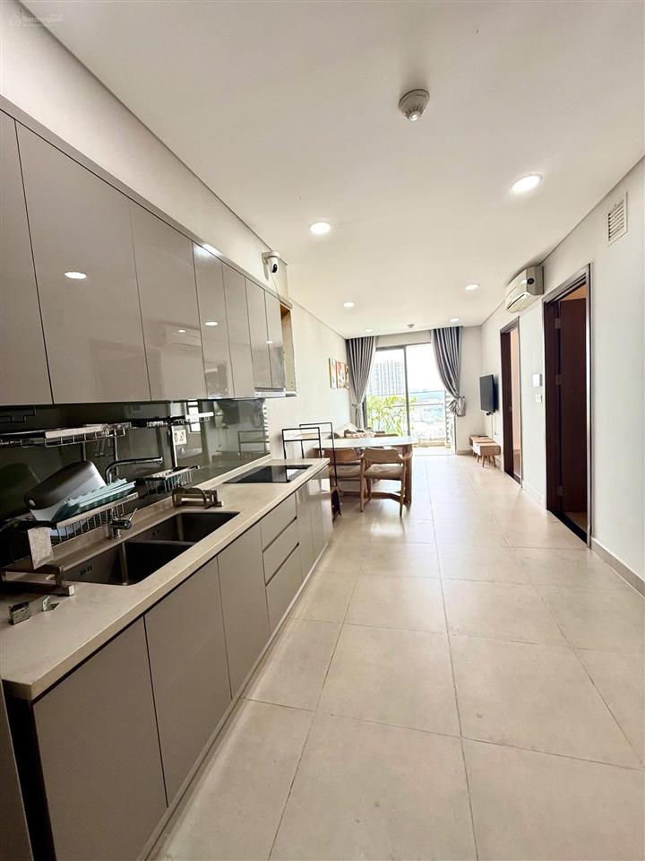 Cho thuê gấp căn hộ nội thất xịn, đẹp, vào liền, giá chỉ 14.5 triệu/tháng., xem nhà 24/7