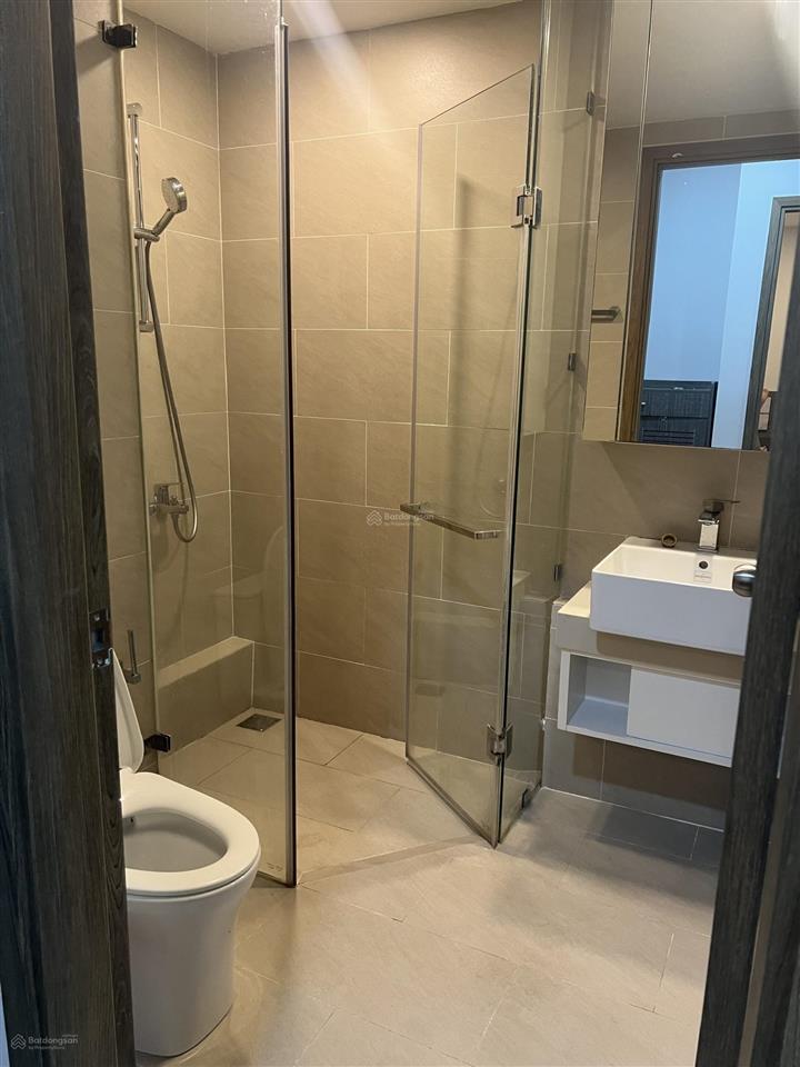 Nhà có thể dọn vào liền, nội thất đẹp, giá chỉ 15 tr/tháng, đầy đủ nội thất xem nhà 24/7