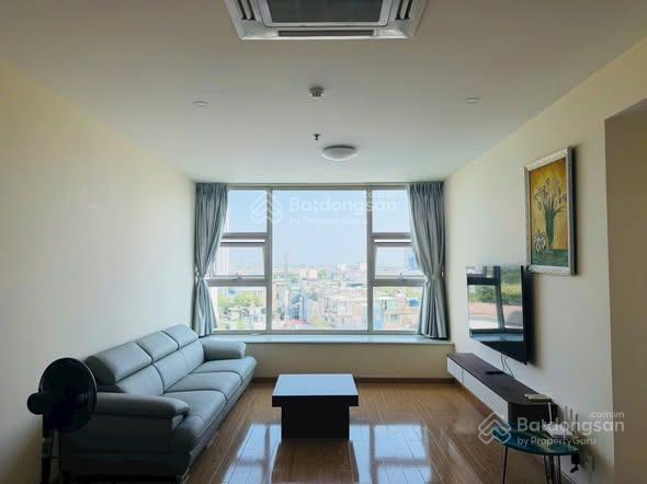 Căn góc 92m2, nhà nội thất mới, cho thuê chỉ 12 triệu/ tháng, vào liền được, hướng mát.