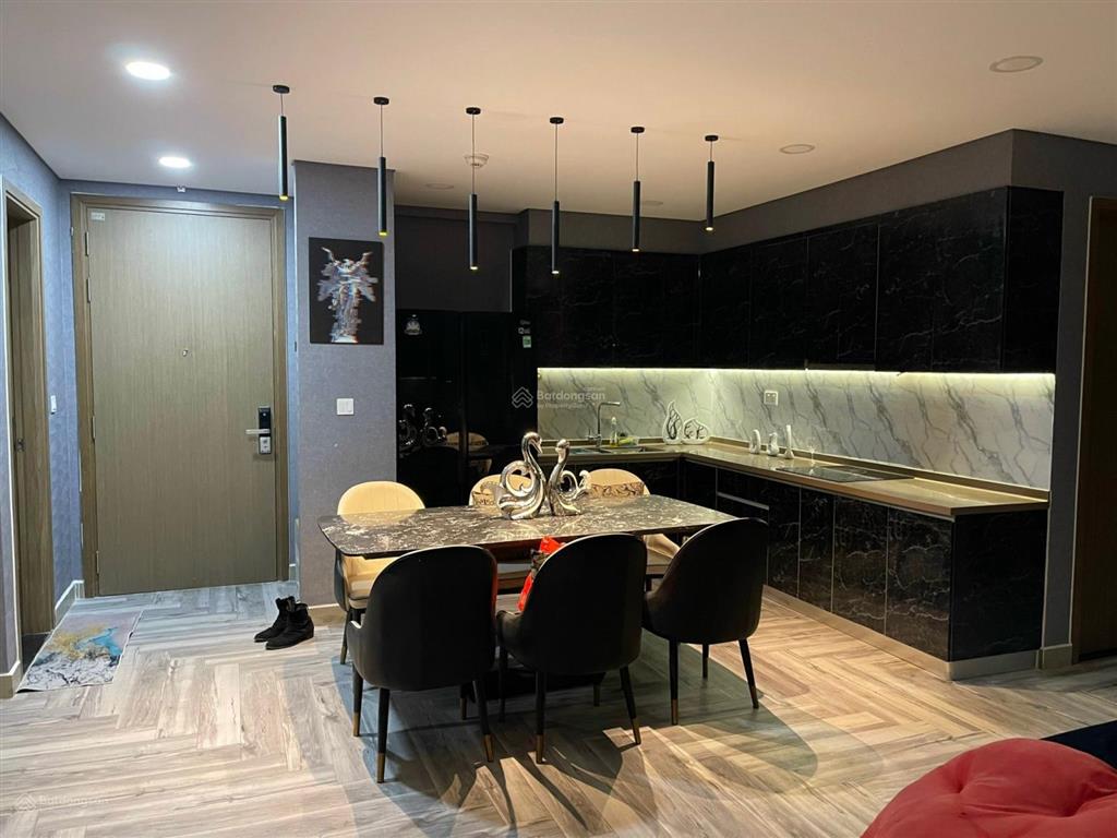 Cực sốc cho thuê căn đẹp 2pn 1wc, 55m2, giá chỉ 10.5 triệu. vào liền,  xem nhà 0981 795 ***