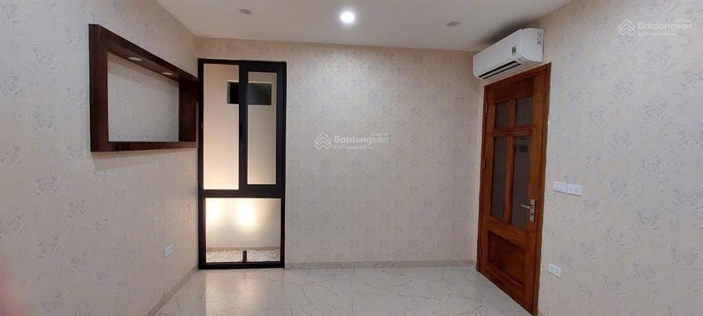Mặt phố trần duy dưng  2 mặt tiền trước sau  dòng tiền cho thuê cao