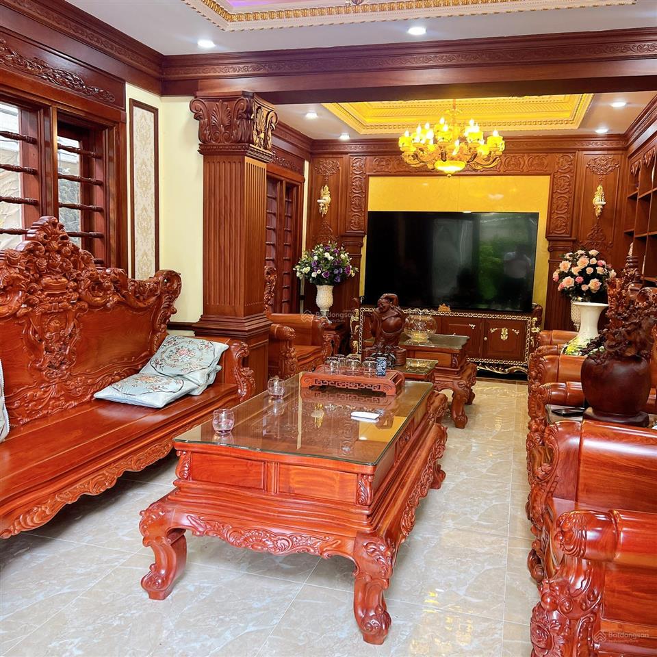 Biệt thự vip trung hòa nhân chính  lô góc 2 mặt tiền  4 tầng có hầm  cho thuê 9000usd/tháng
