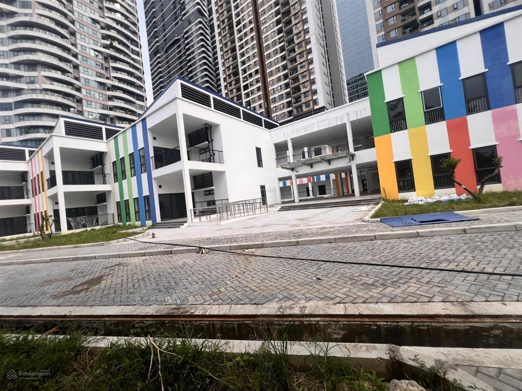 Bất động sản giáo dục chuyển nhượng đất và tài sản trên đất của trường học tại hà nội