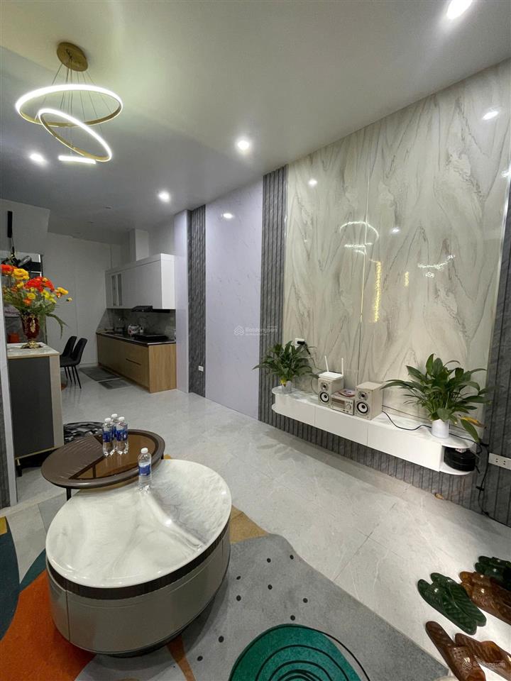 Bán nhà đẹp long biên  5 tầng xây mới  lô góc  thang máy  full nội thất  hàng xóm vinhomes