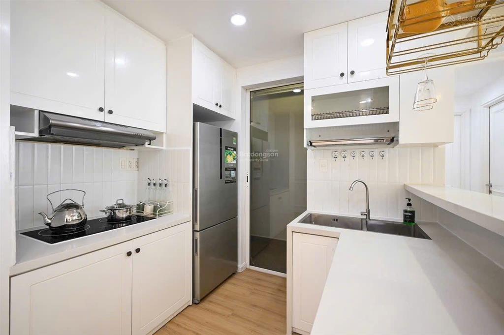 Cho thuê cc 2pn, 2wc, 71m2, giá ưu đãi 22 triệu tại masteri thảo điền, q2, hcm